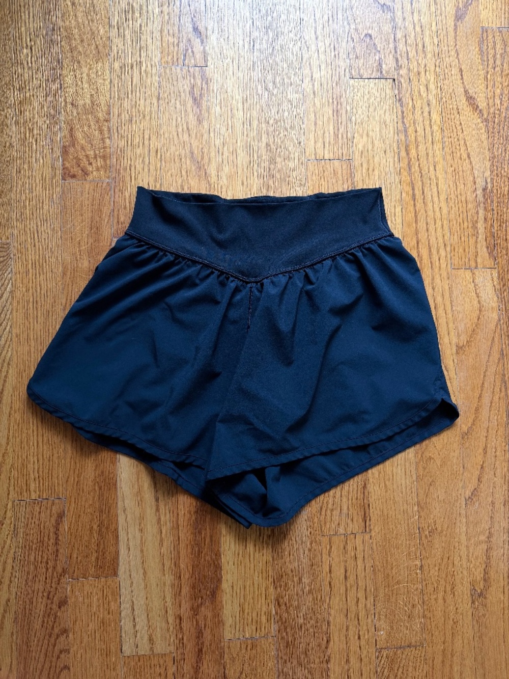Offline by Aerie Black Athletic Shorts - Size Small